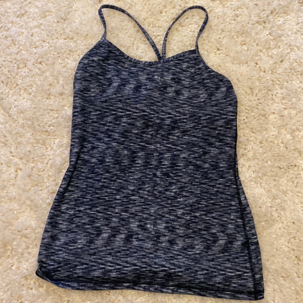 Lululemon tank size 8